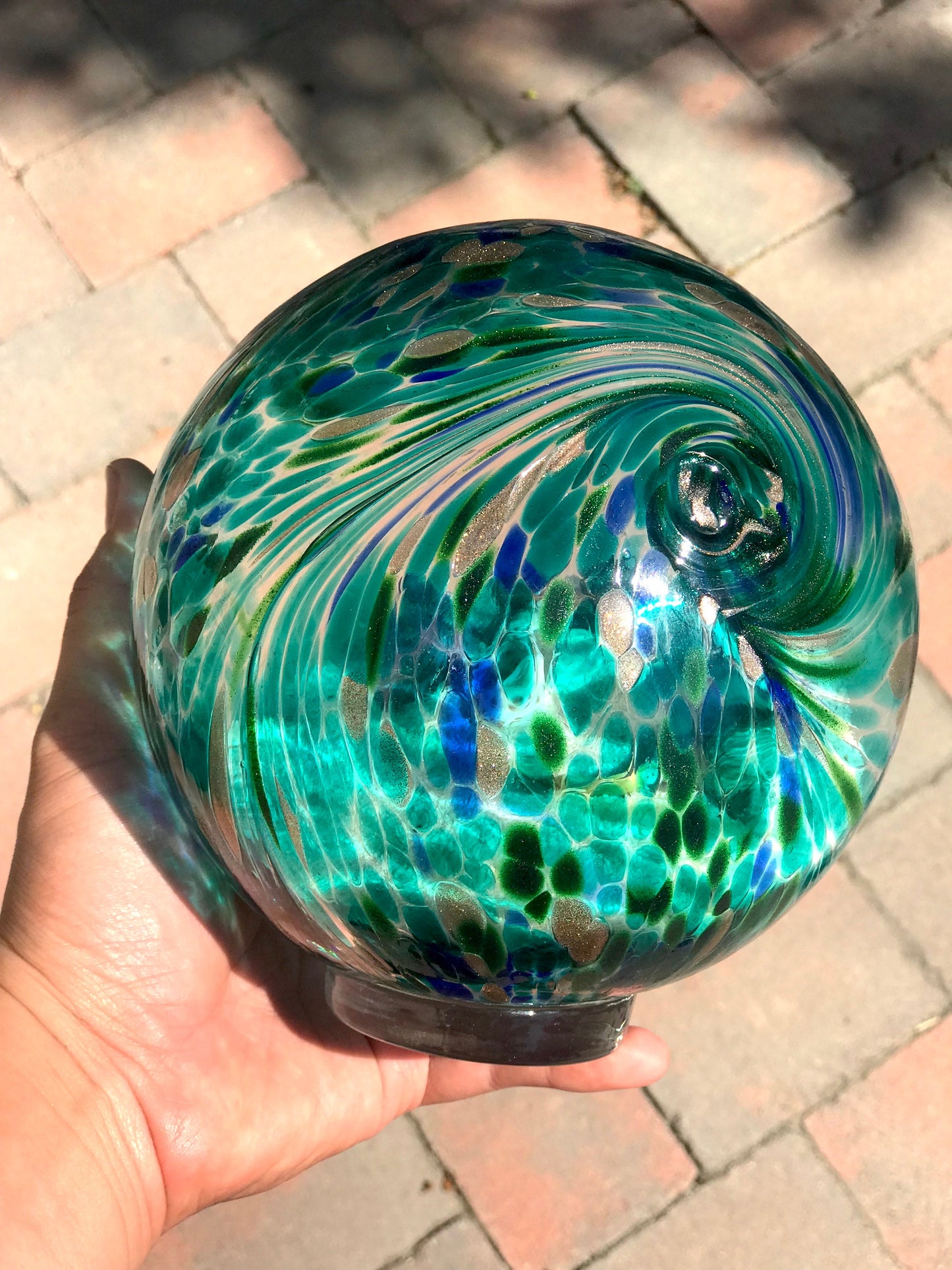 Free US Shipping~ 7" Lake Green Sea Globe Handblown Art Glass Decor Holiday Gift with natural sea shell and sand