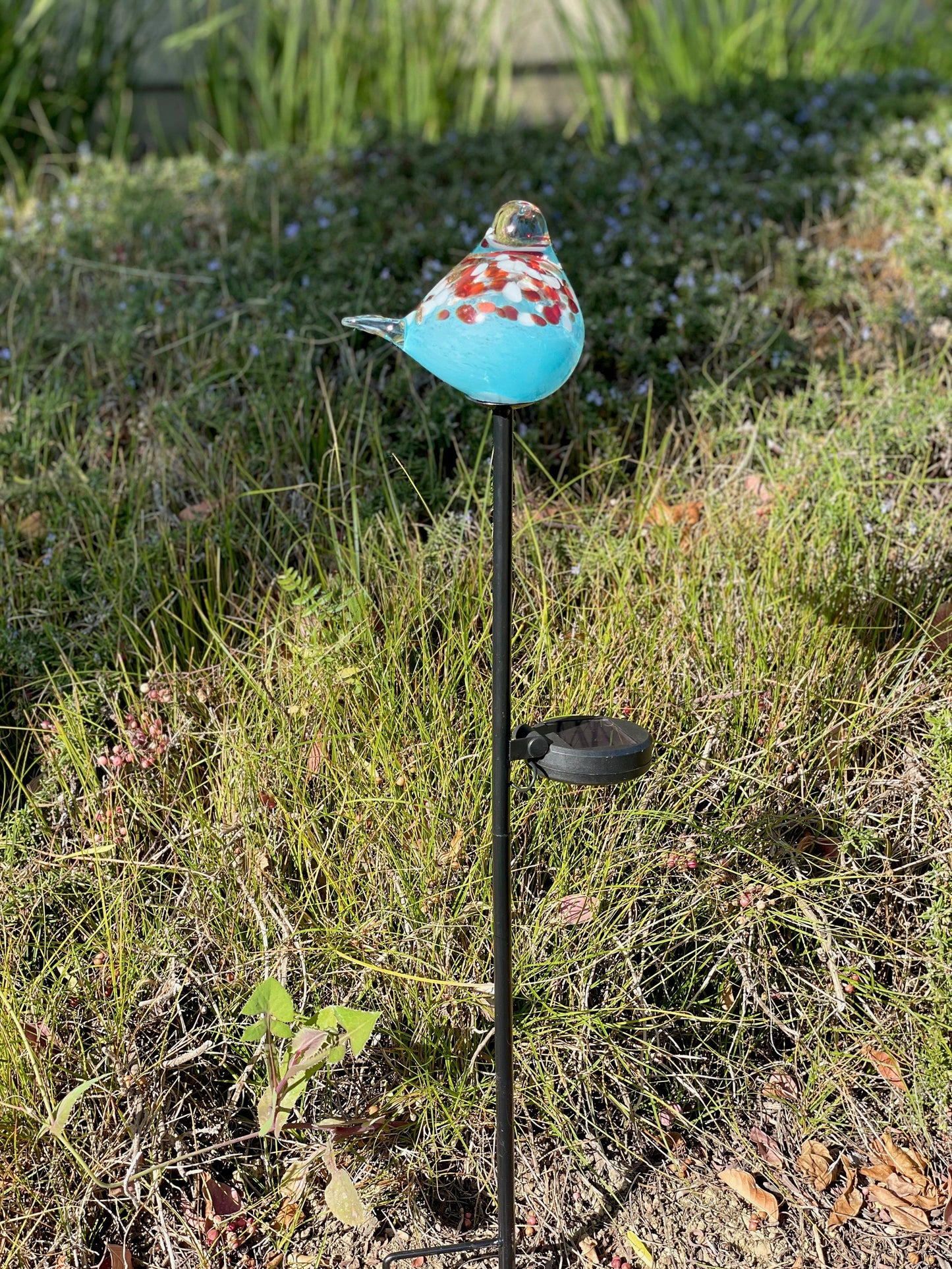 Set of 2 Handmade Art Glass LED Solar path garden lights - Bird Sun Catcher Garden Stake Statue Figurine- Blue/Red