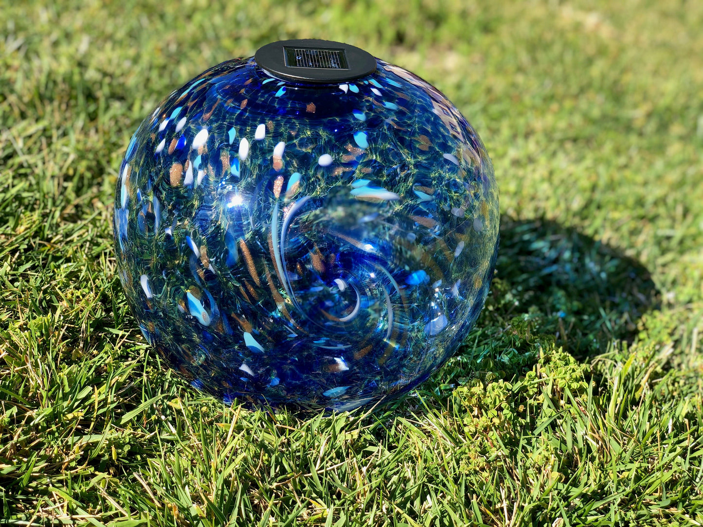 12" XLarge LED Solar Orb Gaze Ball/Garden/Pathway Light/Patio Table Light/Sun Cather/Art Glass Blue