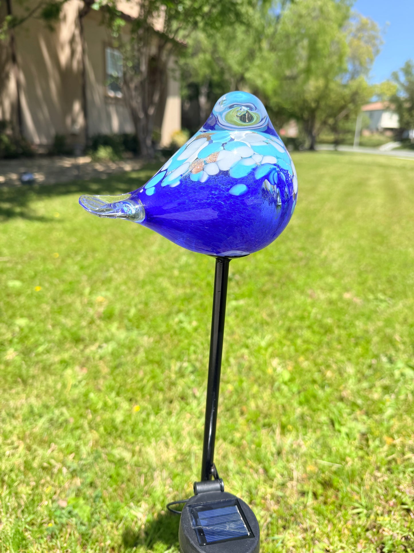 Set of 2 Handmade Art Glass LED Solar path garden lights - Bird Sun Catcher Garden Stake Statue Figurine- Blue/Light Blue