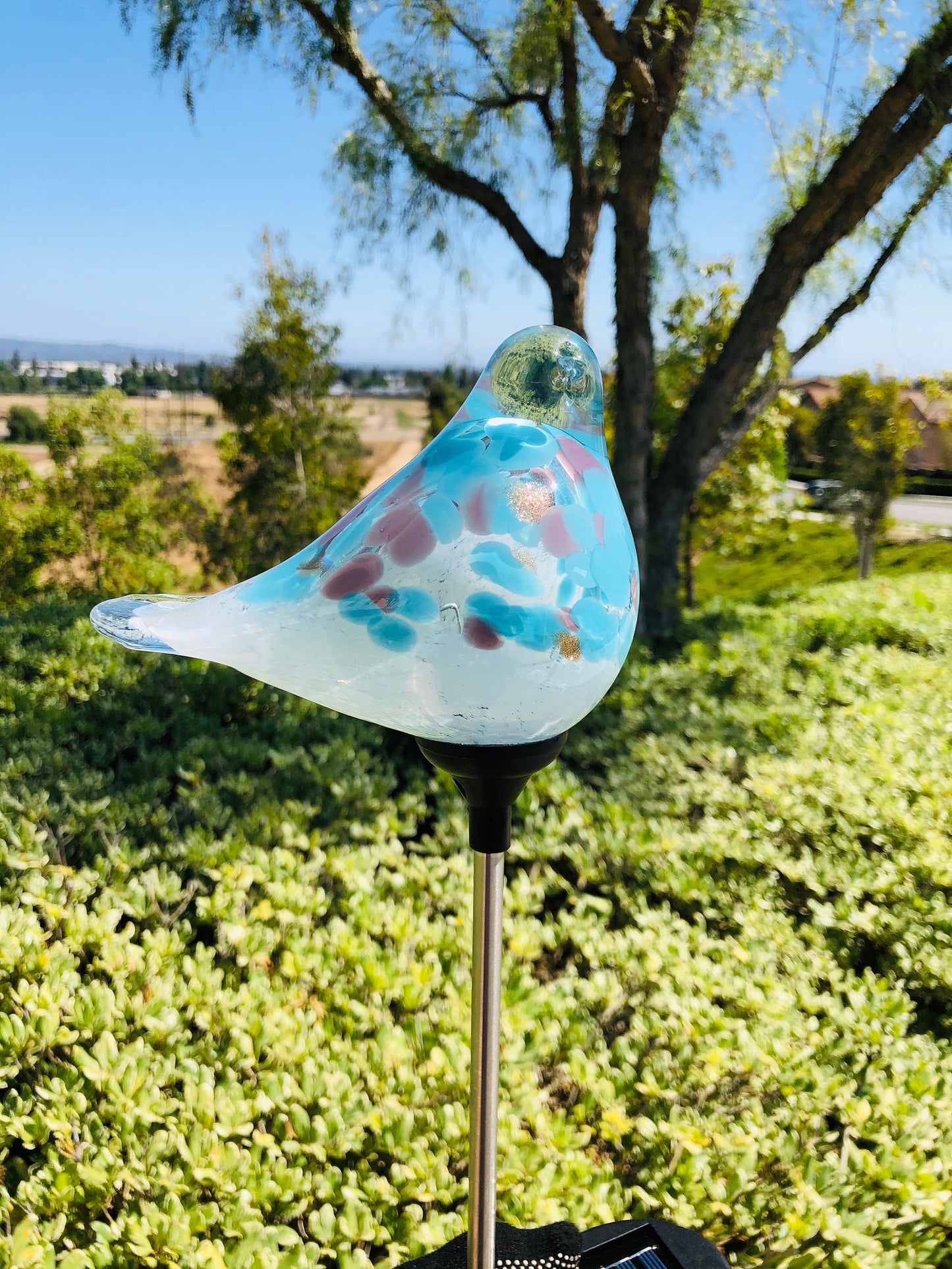 Set of 2 Handmade Art Glass LED Solar path garden lights - Bird Sun Catcher Garden Stake Statue Figurine- White Blue
