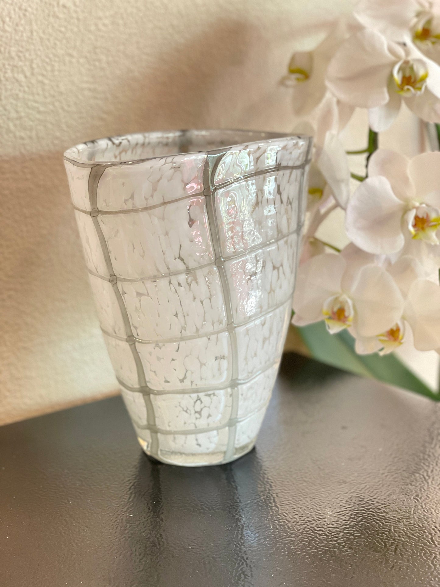 Viterra Gallery Collection Grid Vase
