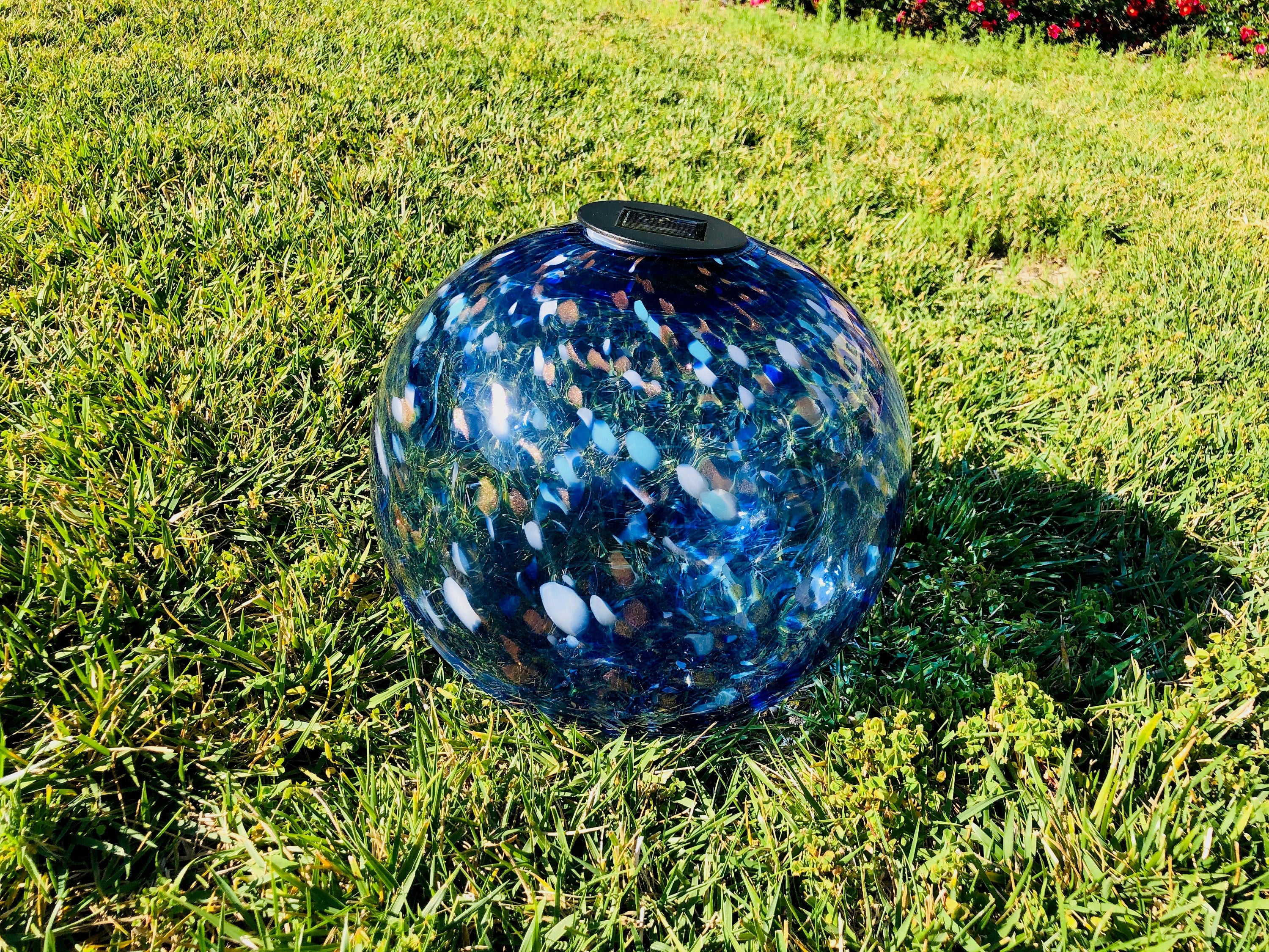 Solar glass deals ball garden light